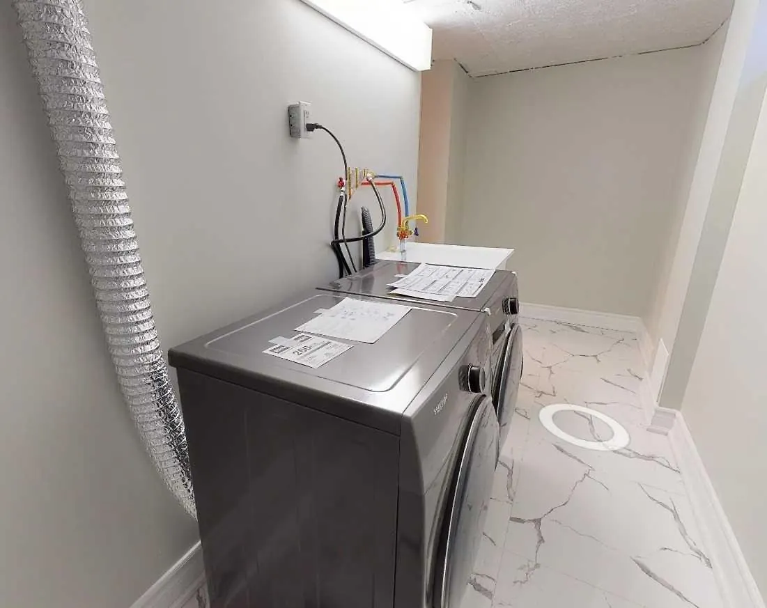 Holiday home 3-Bedroom House In Little Italy Downtown-Free Parking Toronto